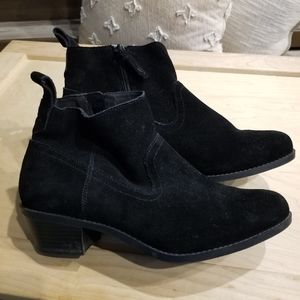 Vionic - Vera - Suede - Black Ankle Boots - SZ 8